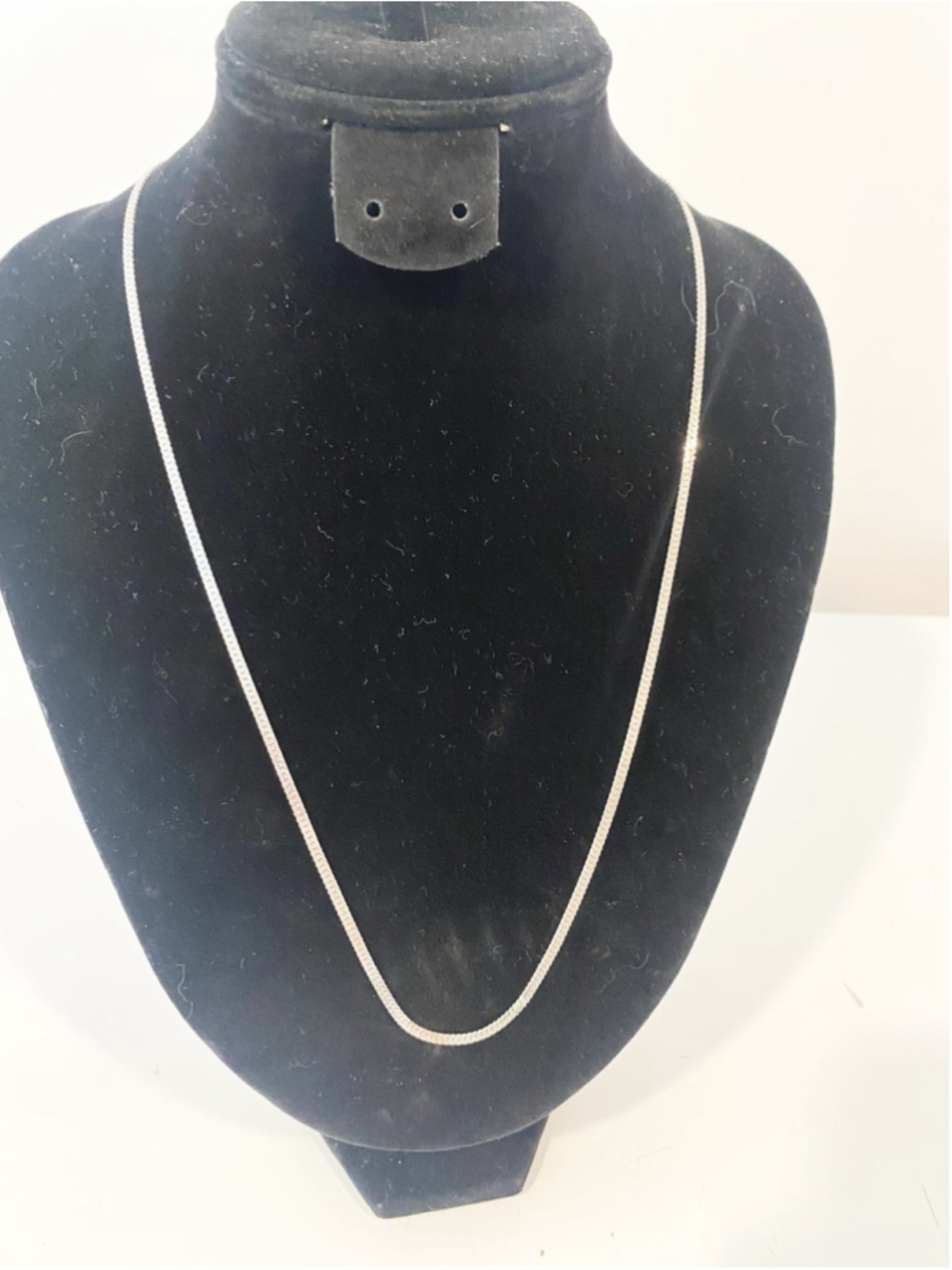 Vintage Monet Silver Tone Herringbone Chain Necklace 22” Signed © Monet